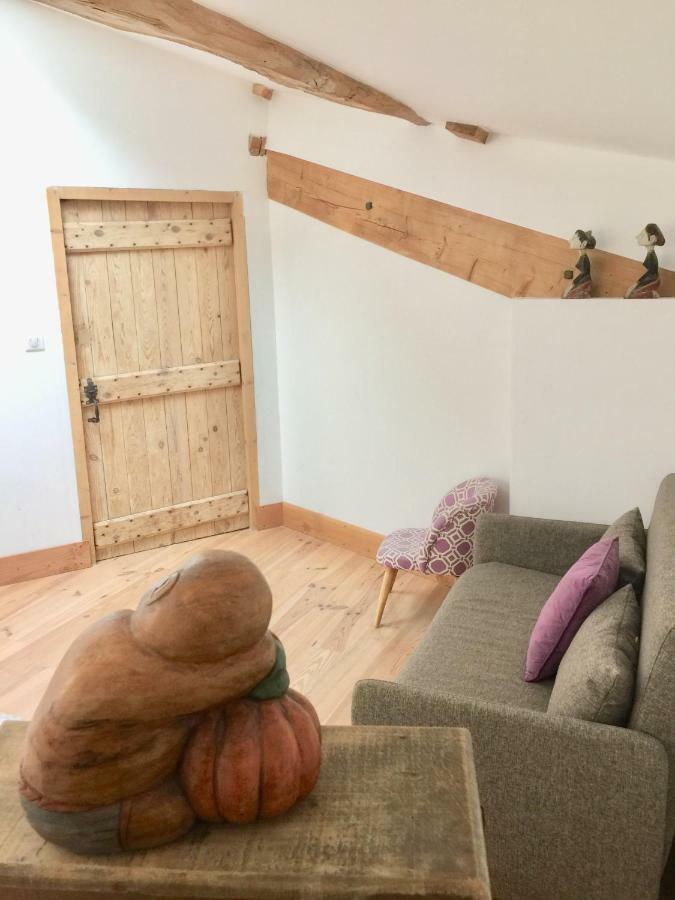 Magnificent Renovated Farmhouse - 10 Min A7 - Apartment Anneyron Luaran gambar