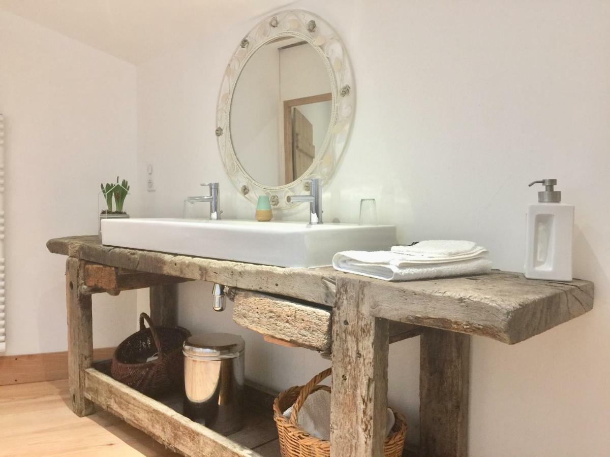 Magnificent Renovated Farmhouse - 10 Min A7 - Apartment Anneyron Luaran gambar